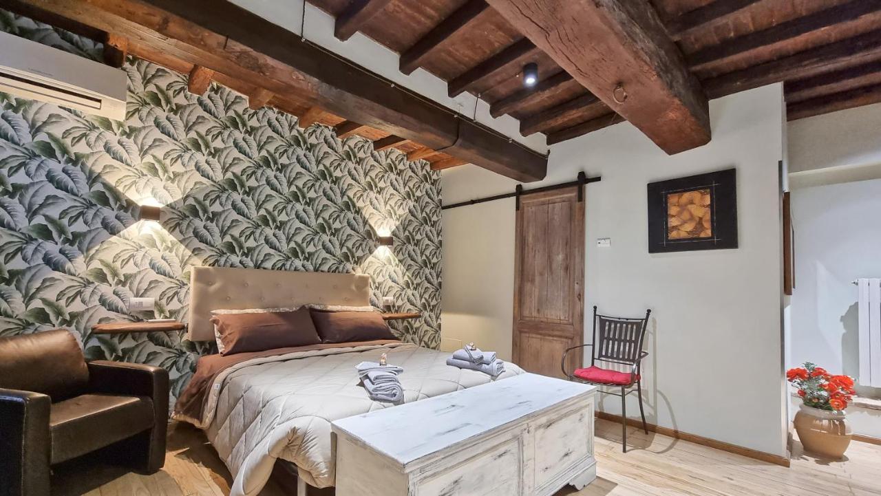 Residenza Dei Longobardi Affittacamere สโปเลโต ภายนอก รูปภาพ