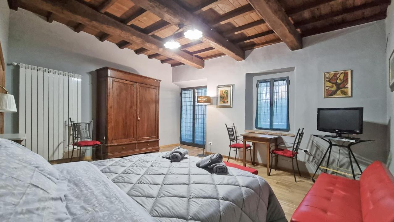 Residenza Dei Longobardi Affittacamere สโปเลโต ภายนอก รูปภาพ